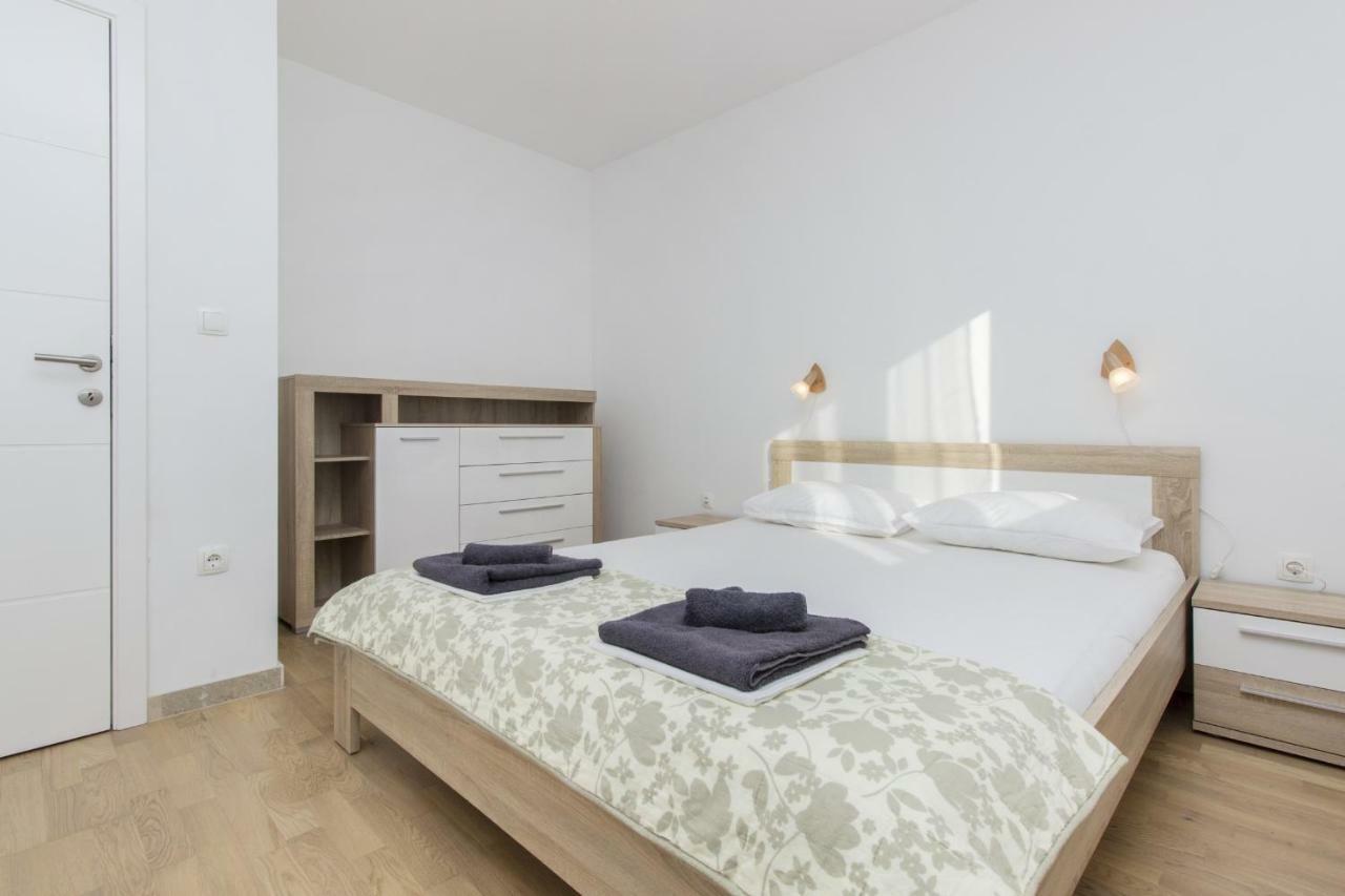 Apartmani Gabriella Vodice Exterior foto
